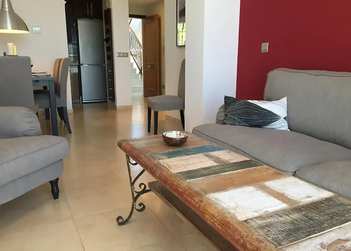 Burriana Beach, Pool, Big Terrace, Superb Seaviews * Nerja