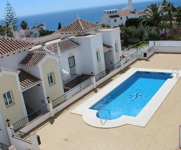 Burriana Beach, Pool, Big Terrace, Superb Seaviews *