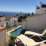 Burriana Beach, Pool, Big Terrace, Superb Seaviews Апартаменты