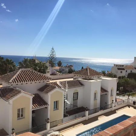 Burriana Beach, Pool, Big Terrace, Superb Seaviews شقة
